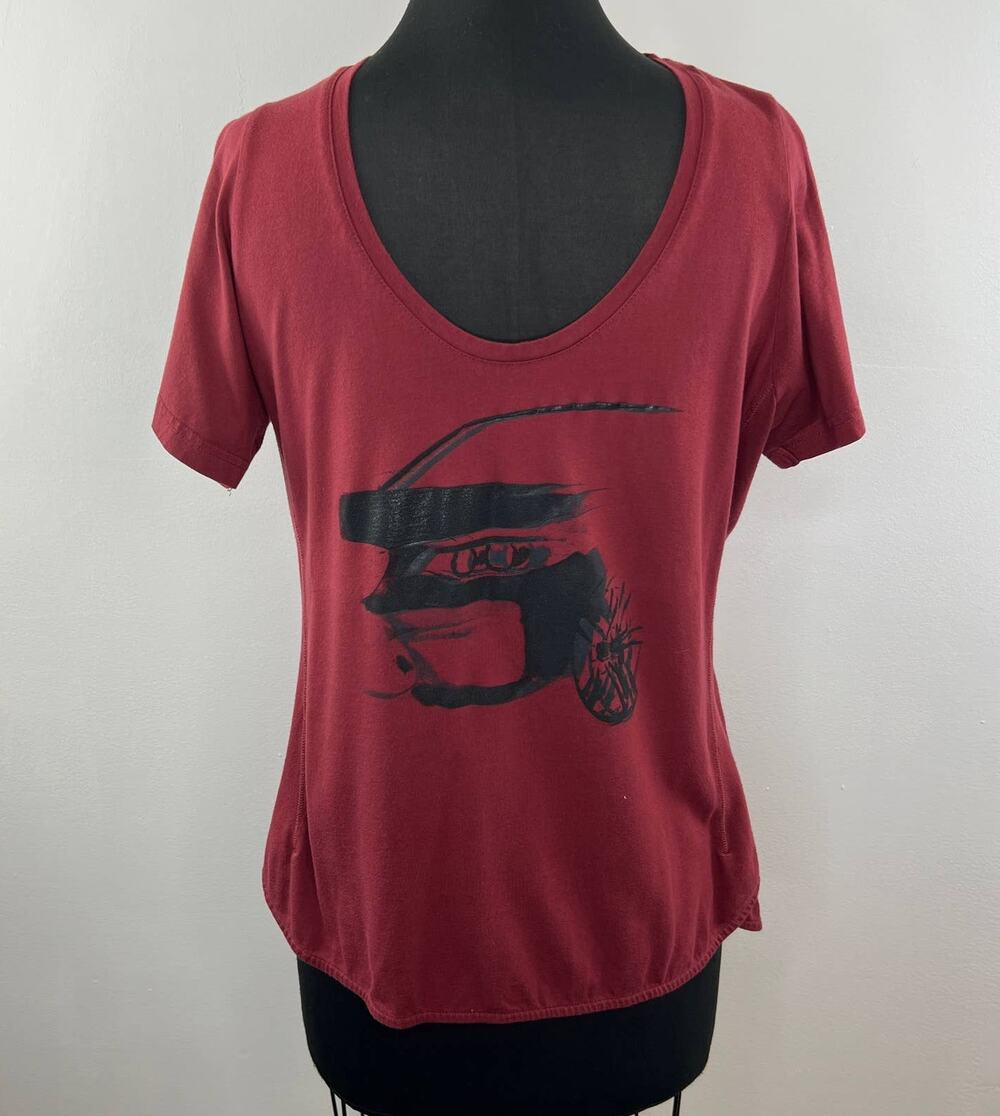 BMW Motorsport Red Black Graphic Tee Short Sleeve Scoop Neck Racing Car Womens L